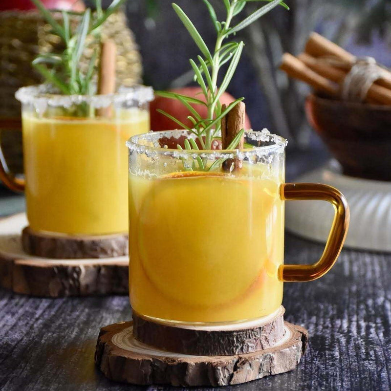 Warm spice juice for moody April weather