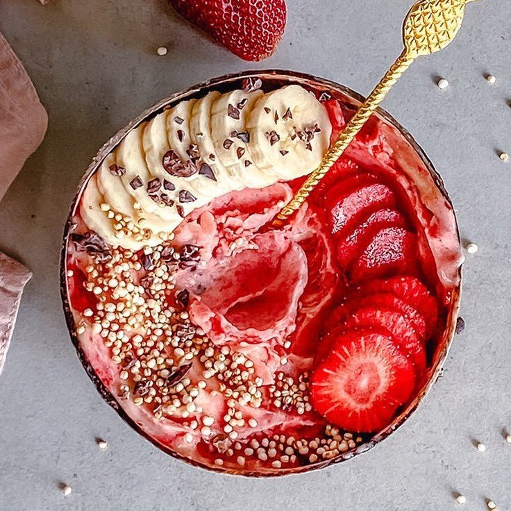 Ananas-banaan-aardbeiensorbet 