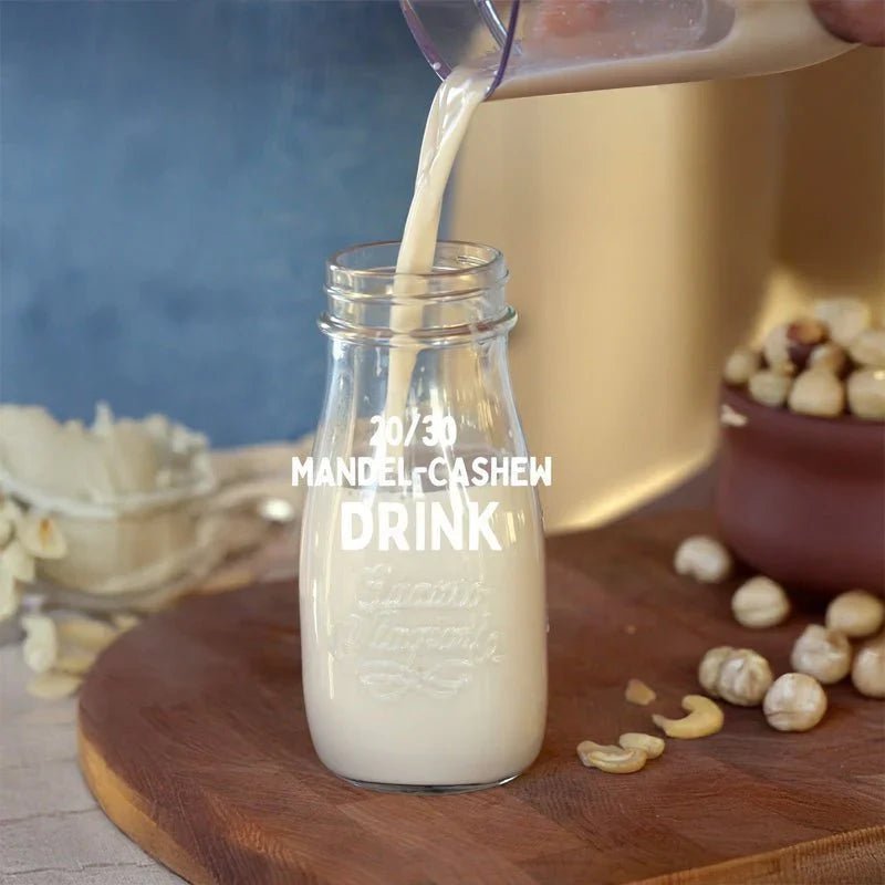 Homemade nut milk 