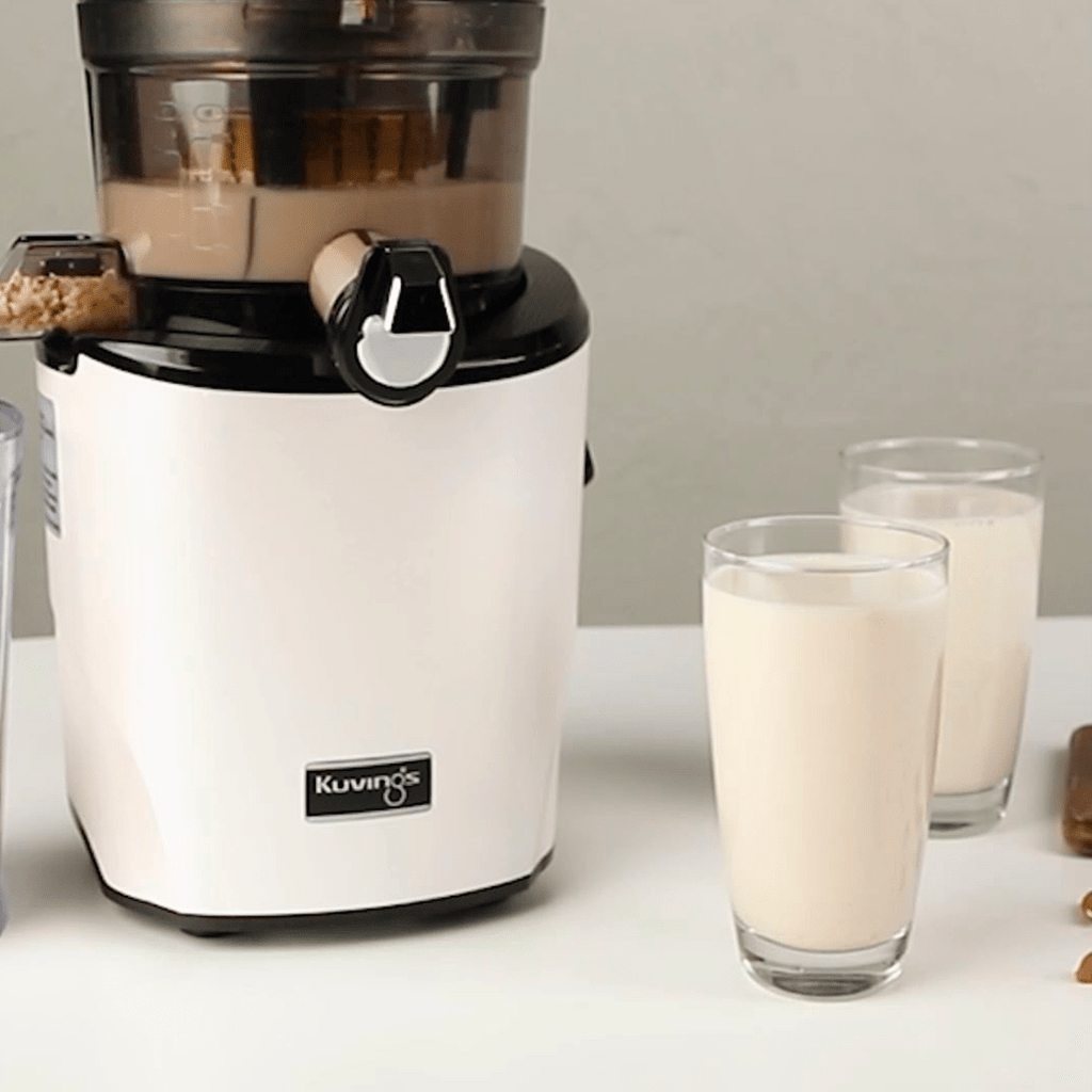 Homemade almond drink